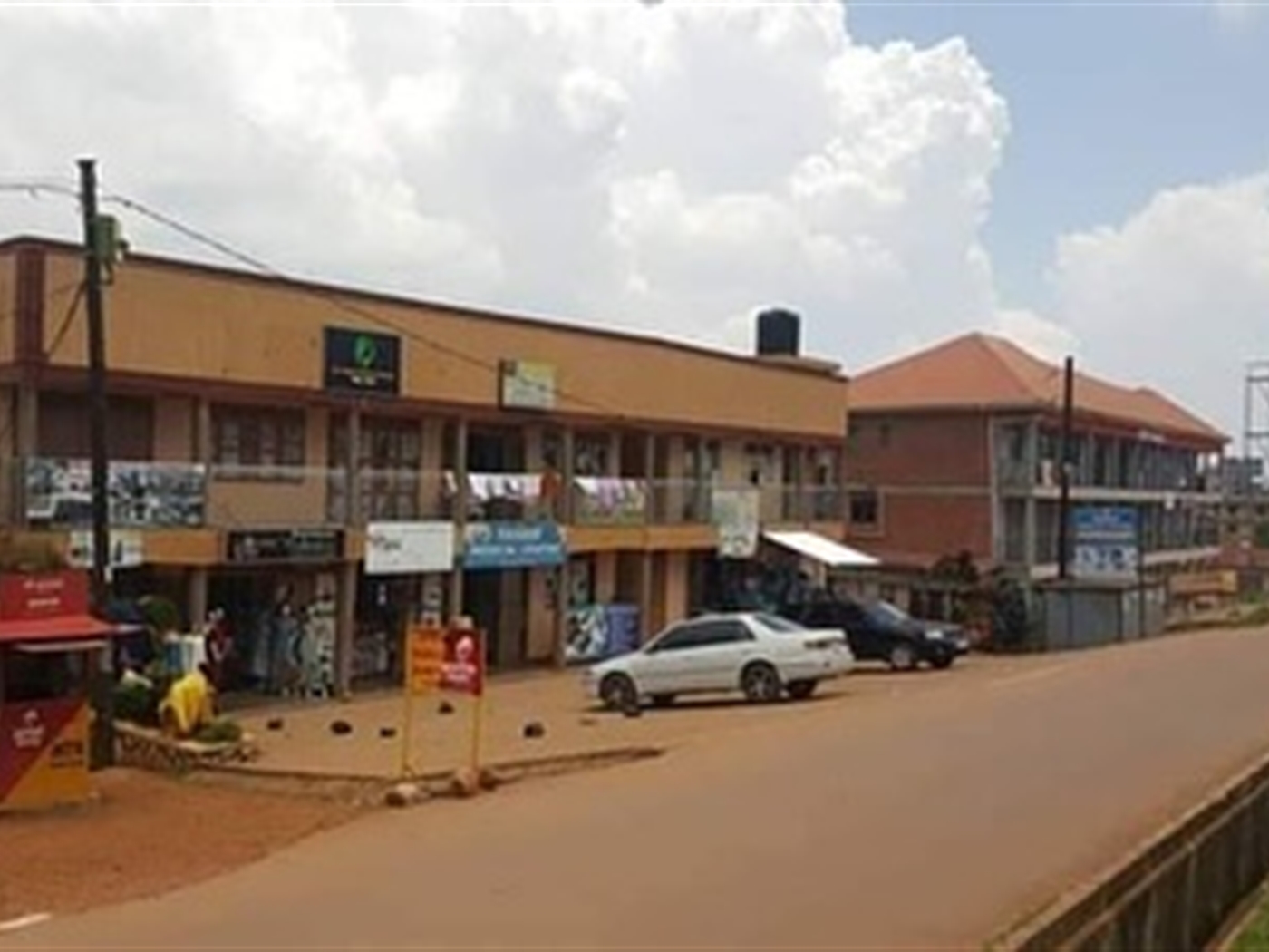 Shop for sale in Bayitabiri Wakiso