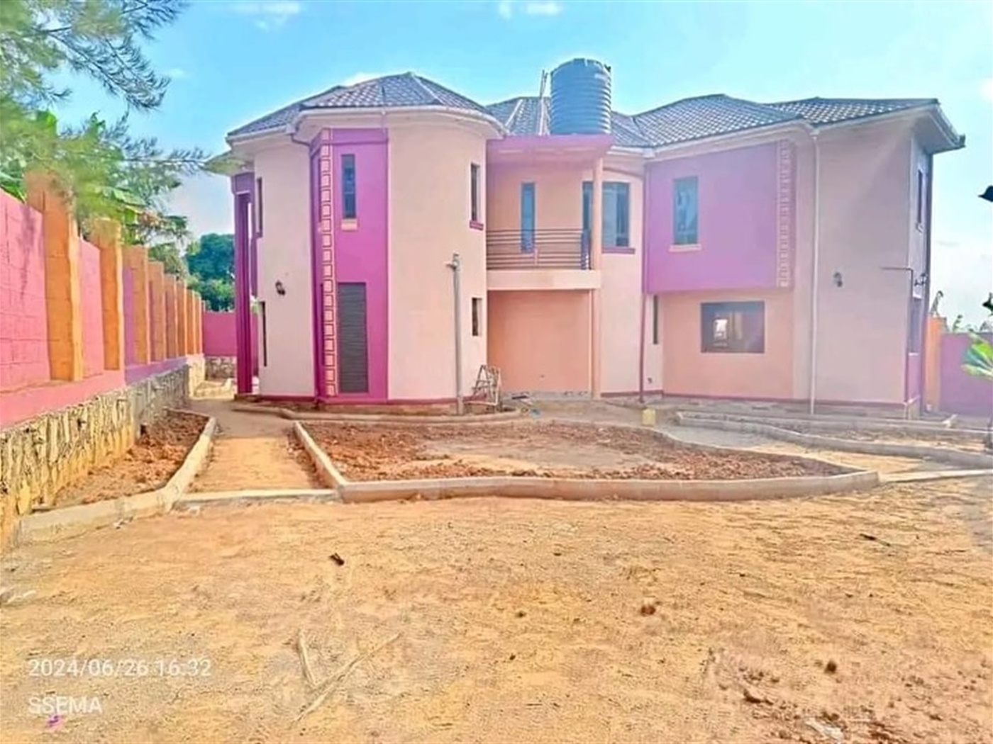 Storeyed house for sale in Km Mityana