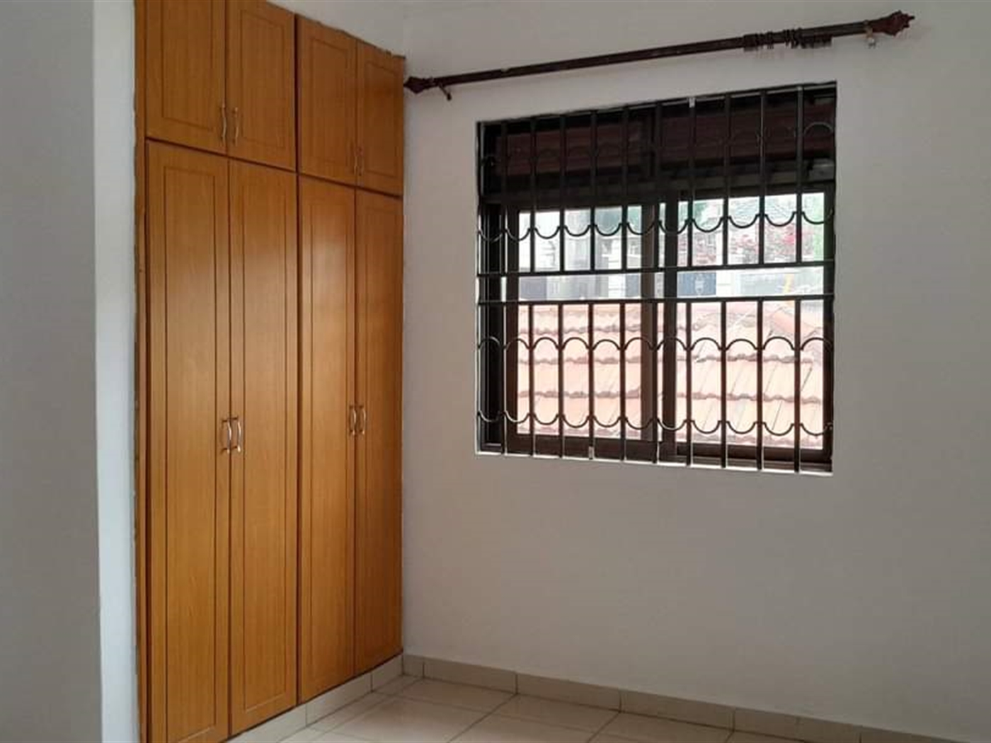 Storeyed house for rent in Naalya Wakiso