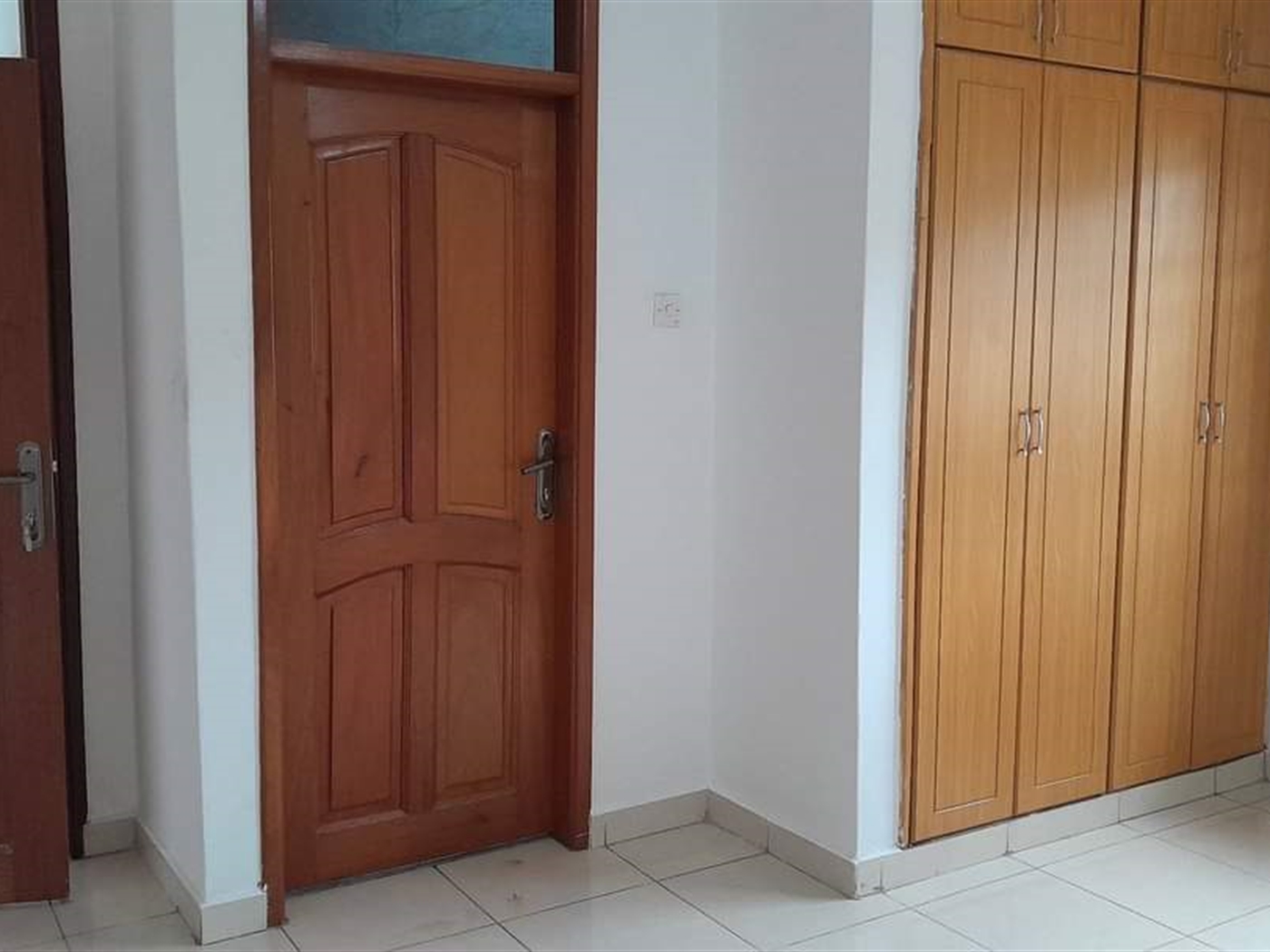 Storeyed house for rent in Naalya Wakiso