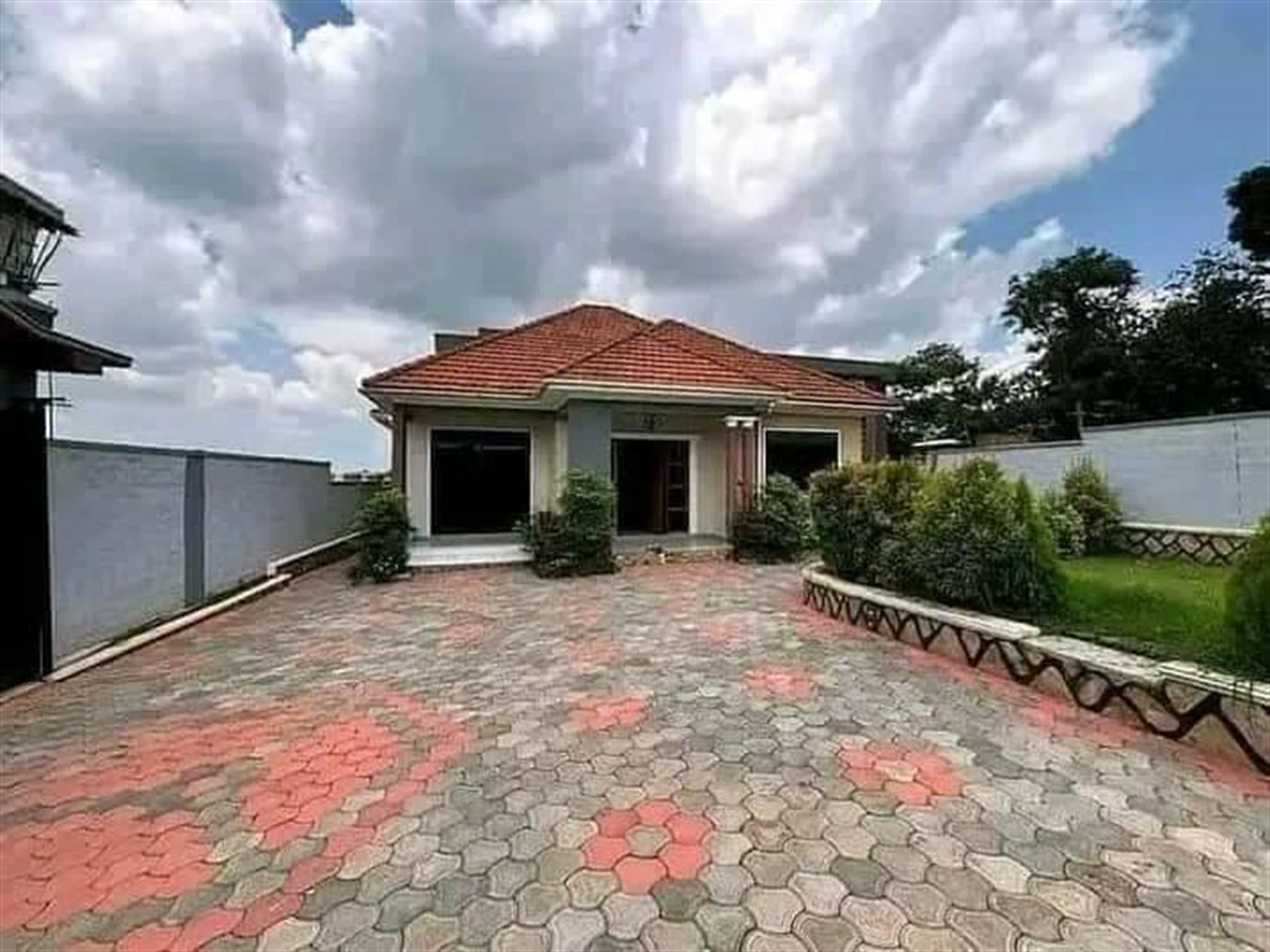 Bungalow for sale in Mulawa Wakiso