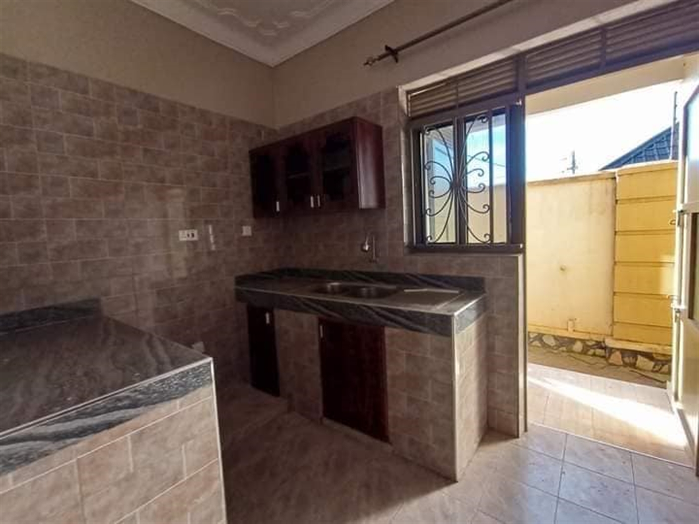 Bungalow for rent in Mpererwe Kampala