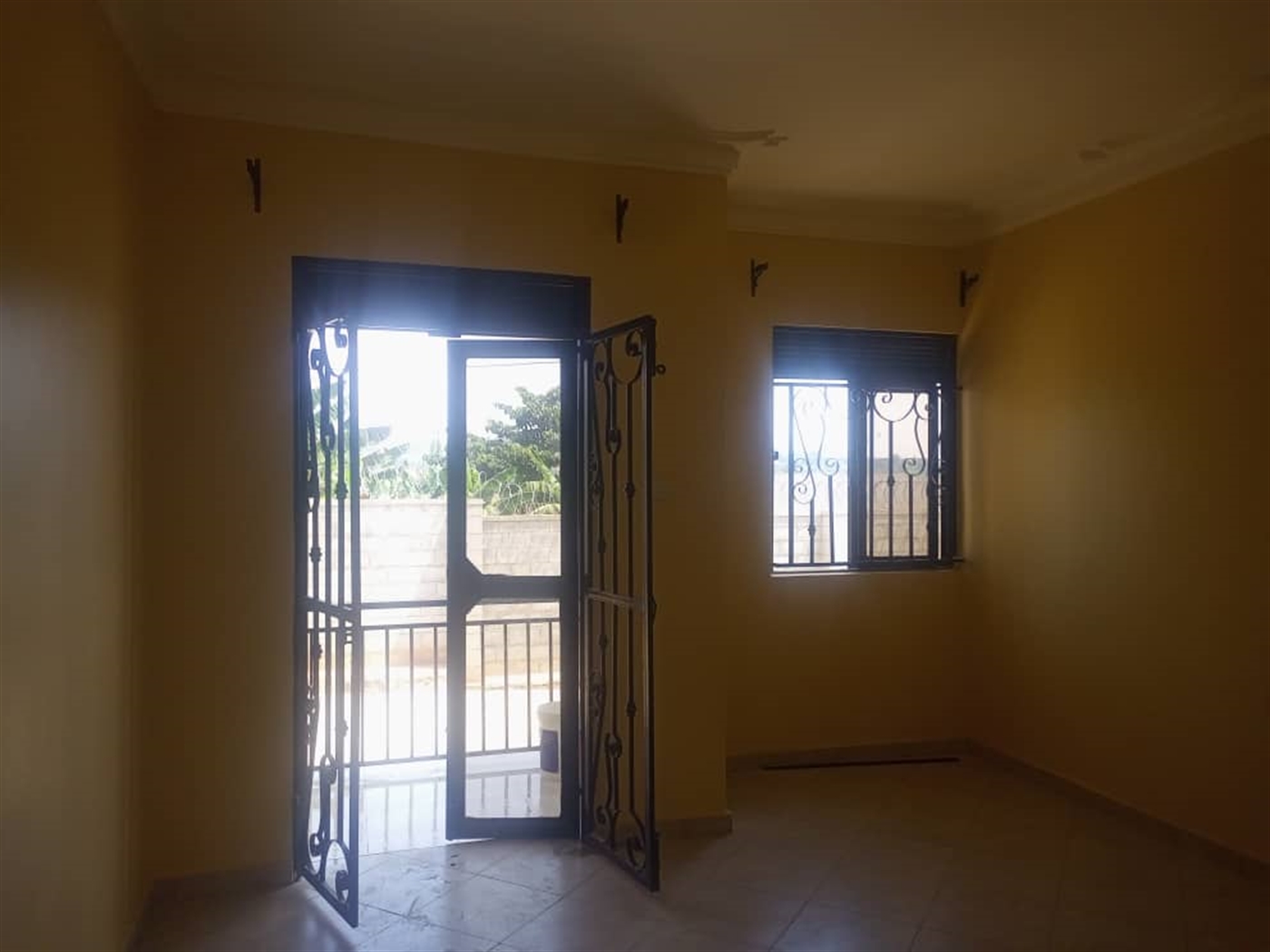 Semi Detached for rent in Nsasa Mukono