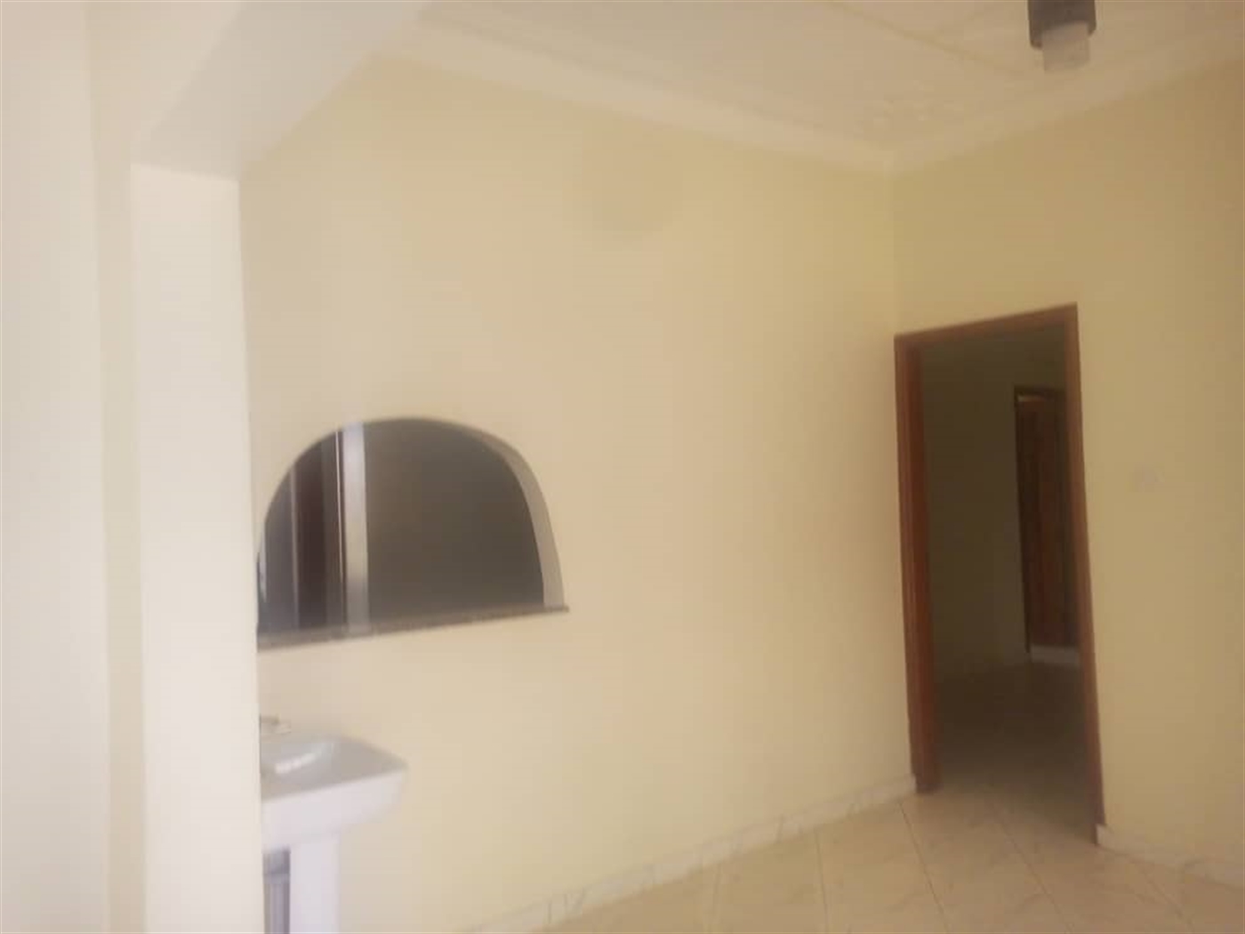 Bungalow for rent in Kira Wakiso