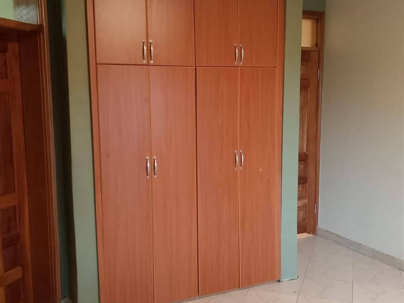 Apartment for rent in Kirinya Wakiso