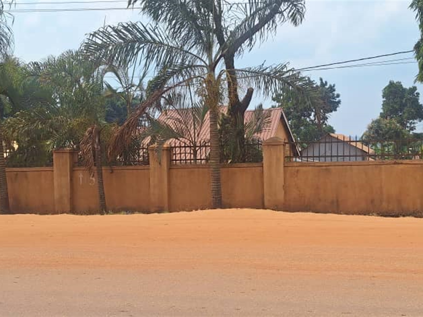 Commercial block for sale in Kira Wakiso