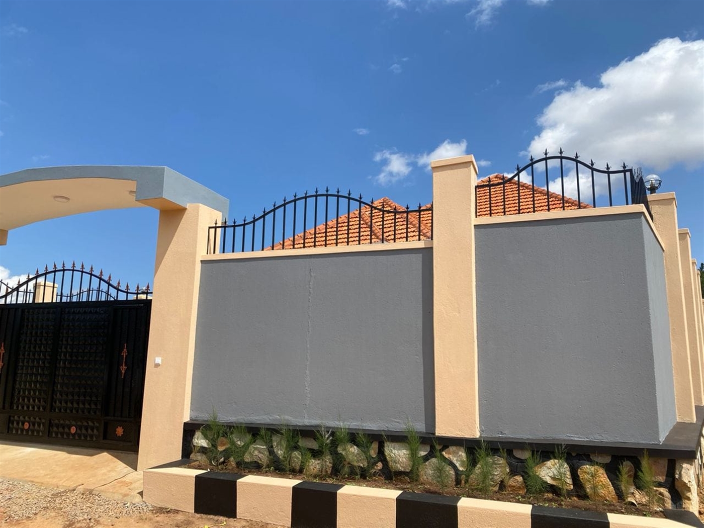 Bungalow for sale in Nsansa Wakiso