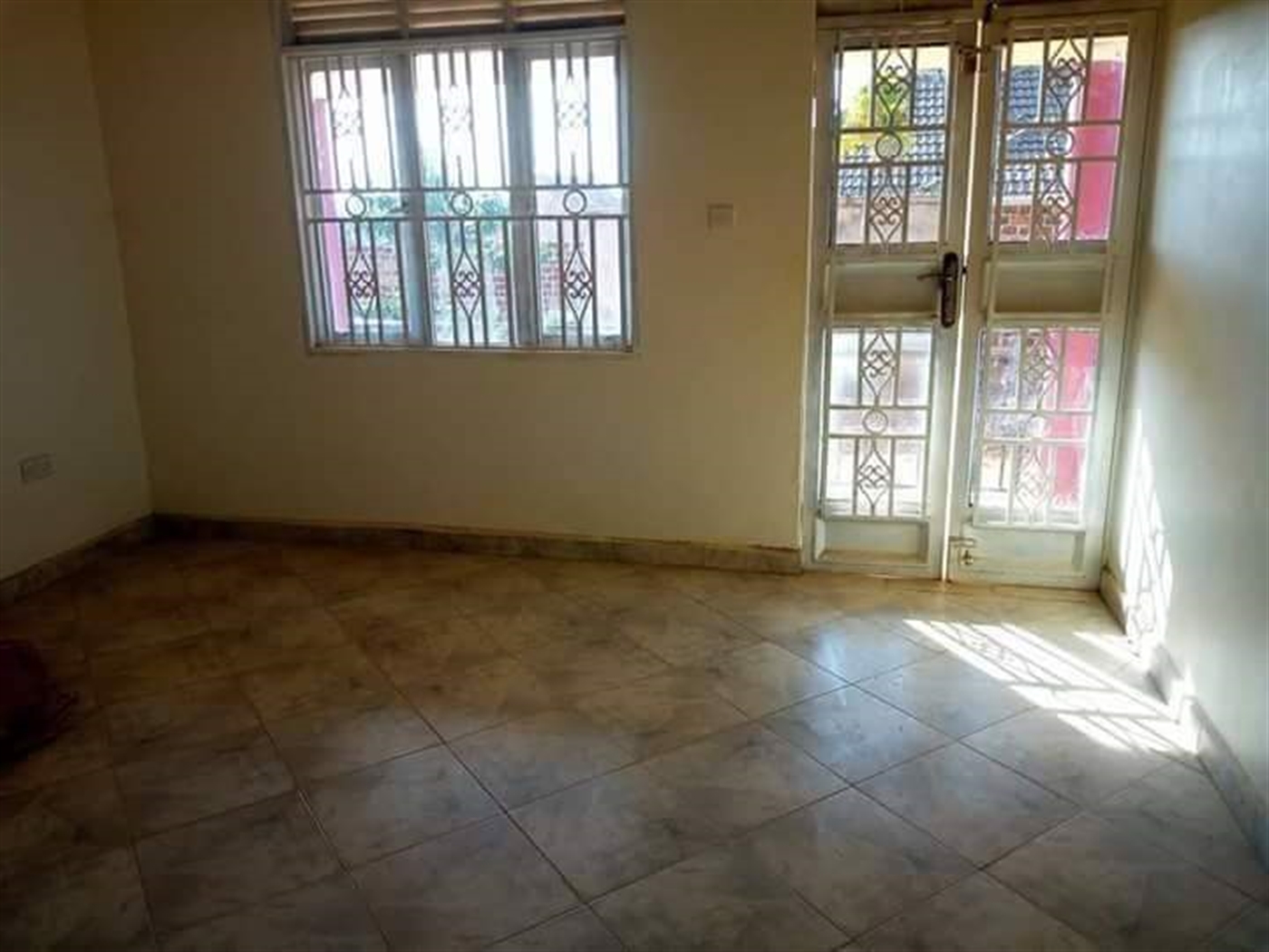 Semi Detached for rent in Sonde Mukono