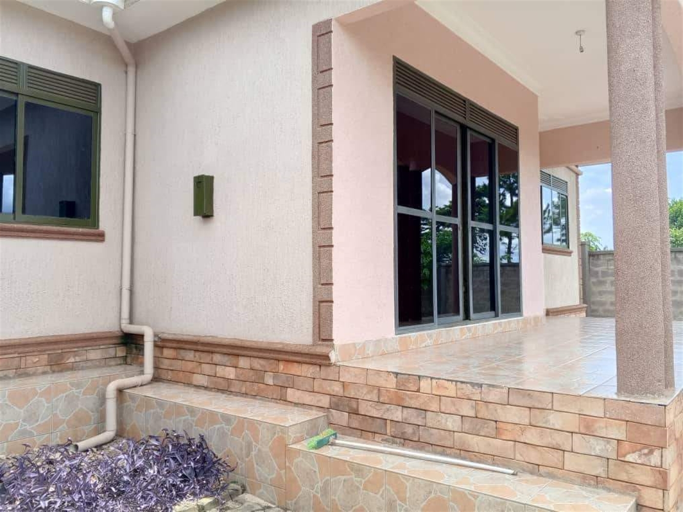 Bungalow for sale in Kijabijo Wakiso