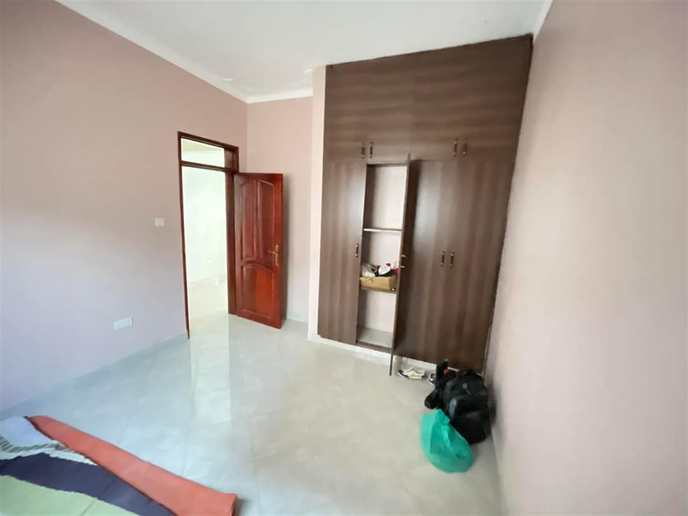 Semi Detached for rent in Kitetikaa Wakiso