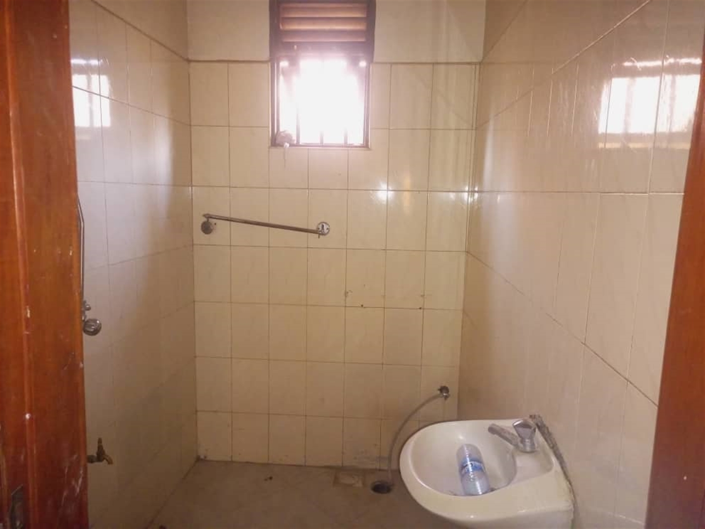 Semi Detached for rent in Kyaliwajjala Wakiso