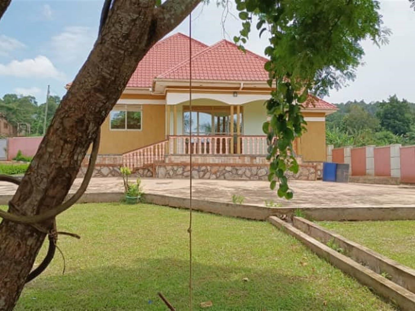 Bungalow for sale in Busukuma Wakiso