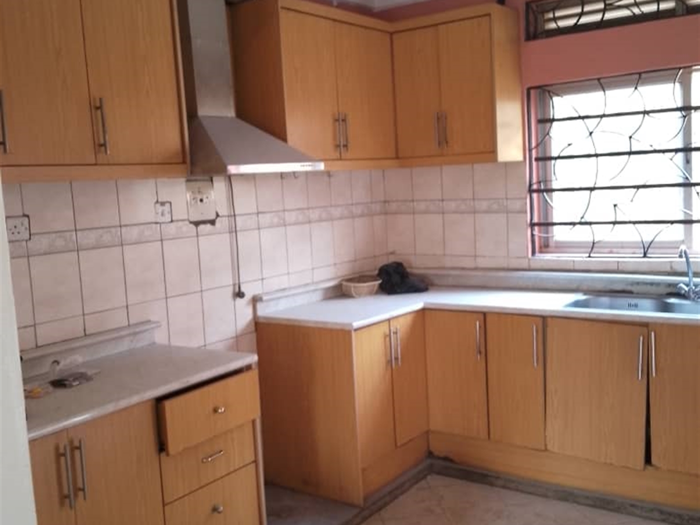 Apartment for rent in Naalya Wakiso