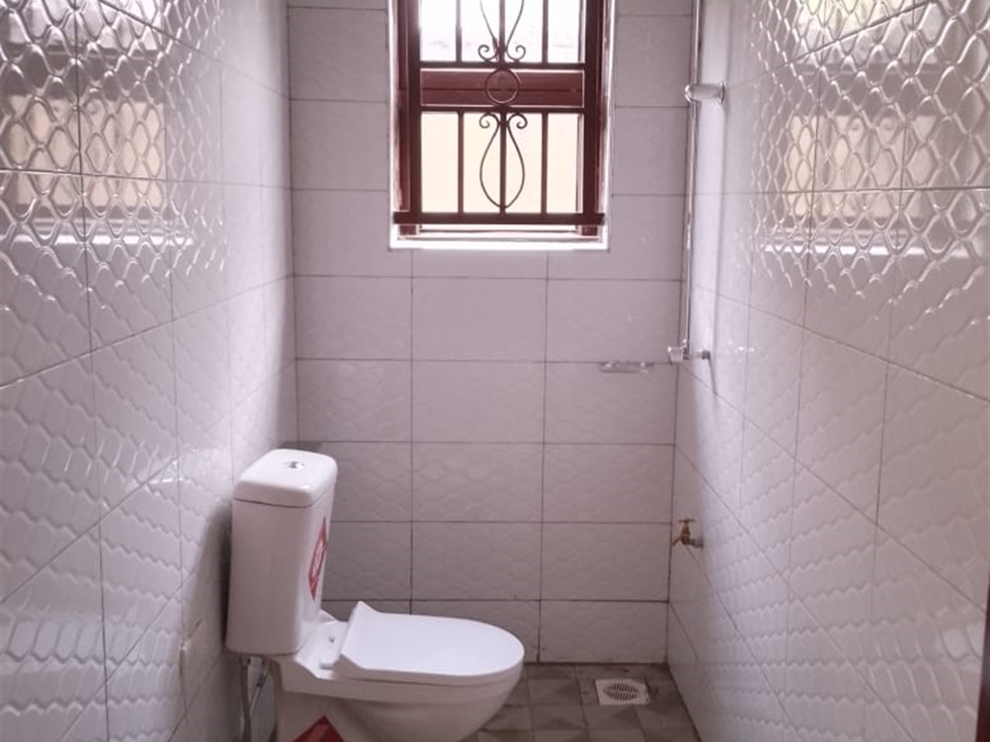 Semi Detached for rent in Kiwaatule Kampala