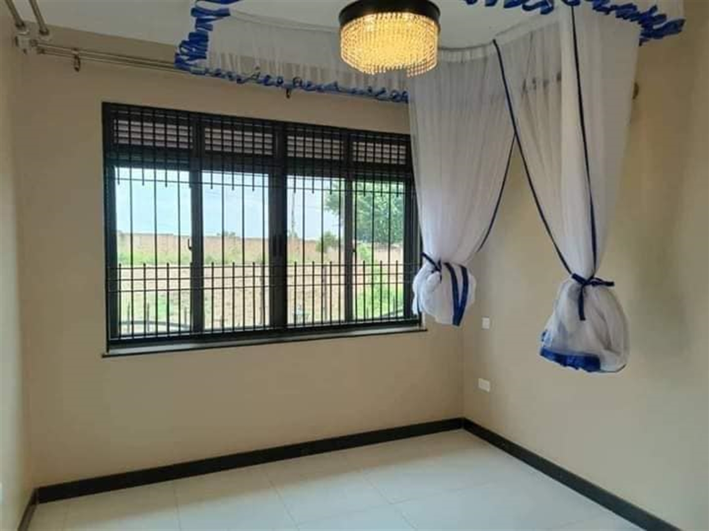 Storeyed house for sale in Nabusugwe Wakiso