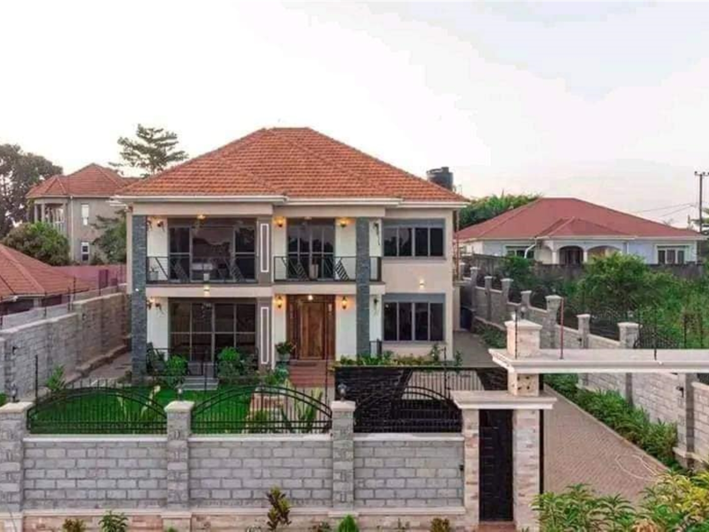 Storeyed house for sale in Nabusugwe Wakiso