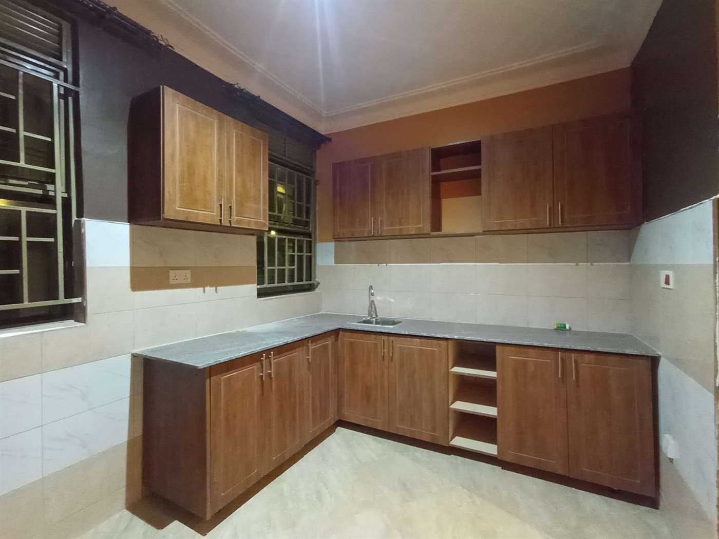 Apartment for rent in Kyaliwajjalaa Wakiso