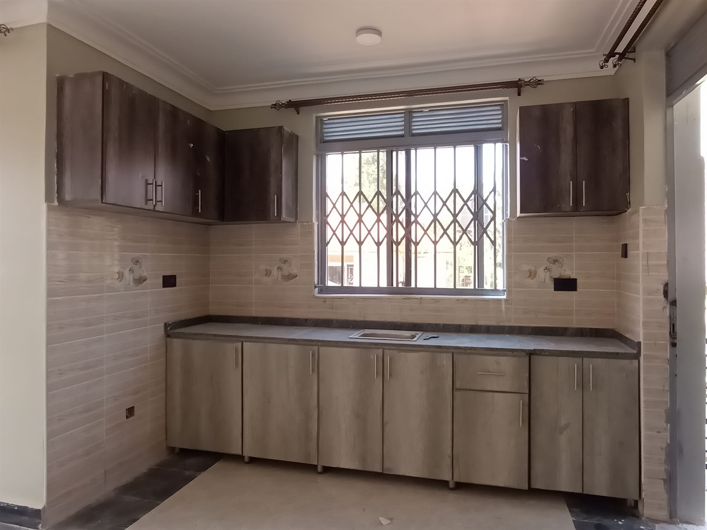 Apartment for rent in Naalya Wakiso