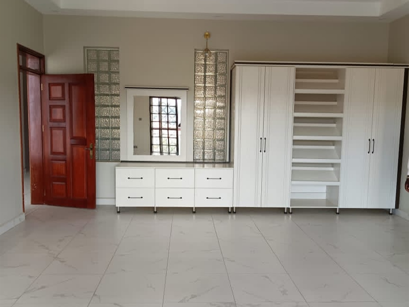 Storeyed house for sale in Kitende Wakiso