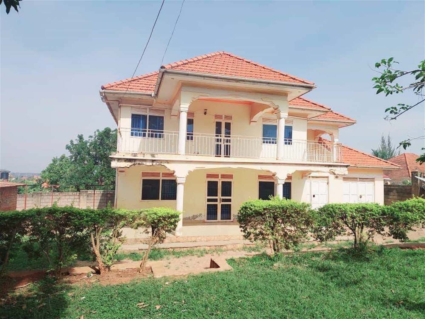 Storeyed house for sale in Kira Wakiso