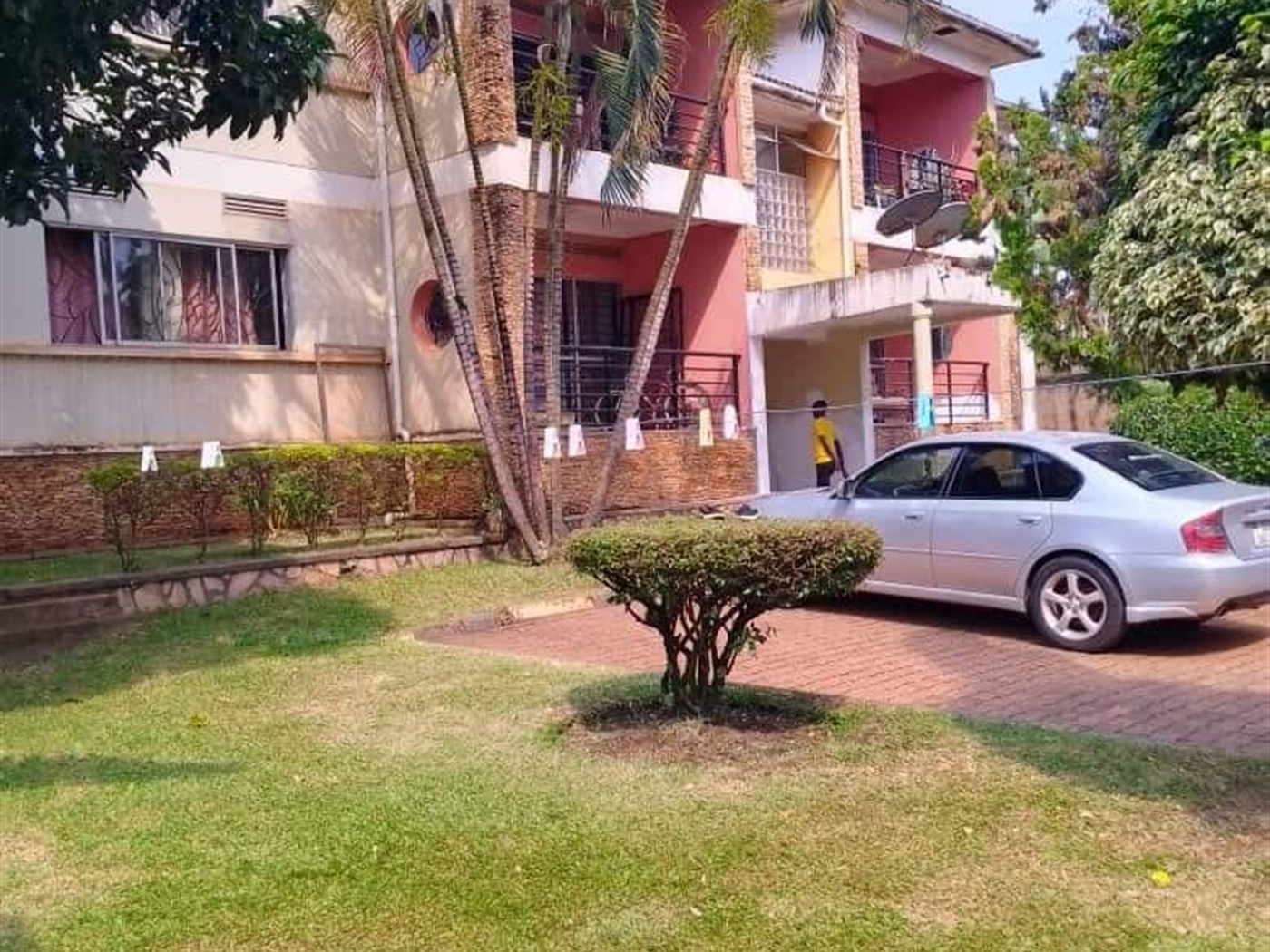 Storeyed house for rent in Naalya Wakiso