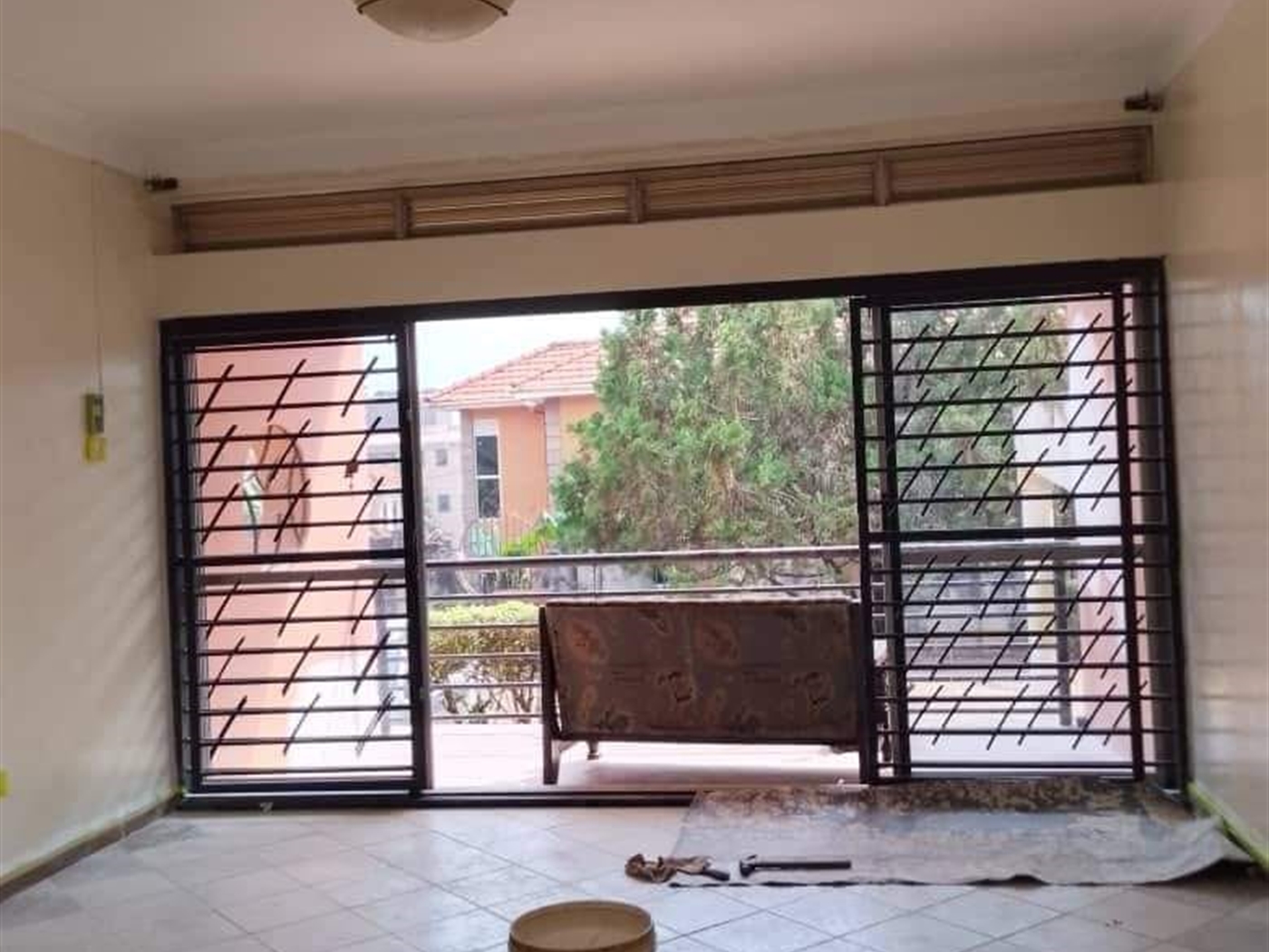 Storeyed house for rent in Naalya Wakiso