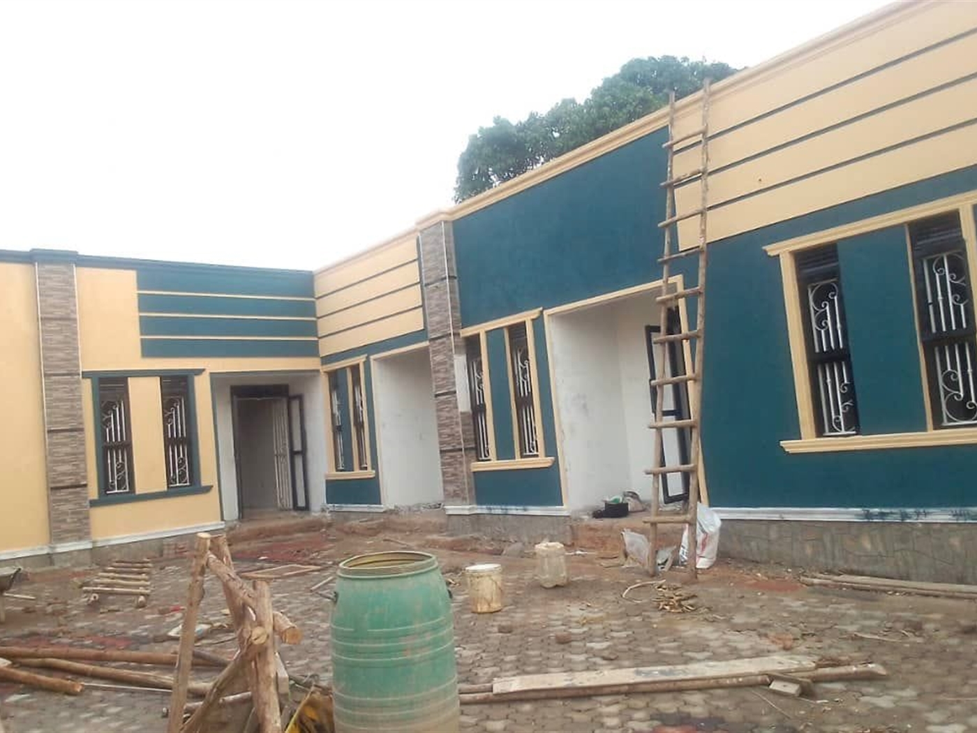 Rental units for sale in Nakweelo Wakiso