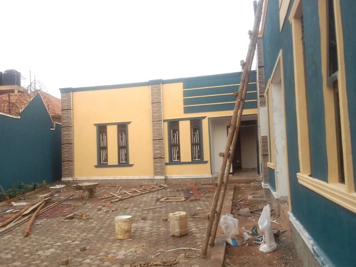 Rental units for sale in Nakweelo Wakiso