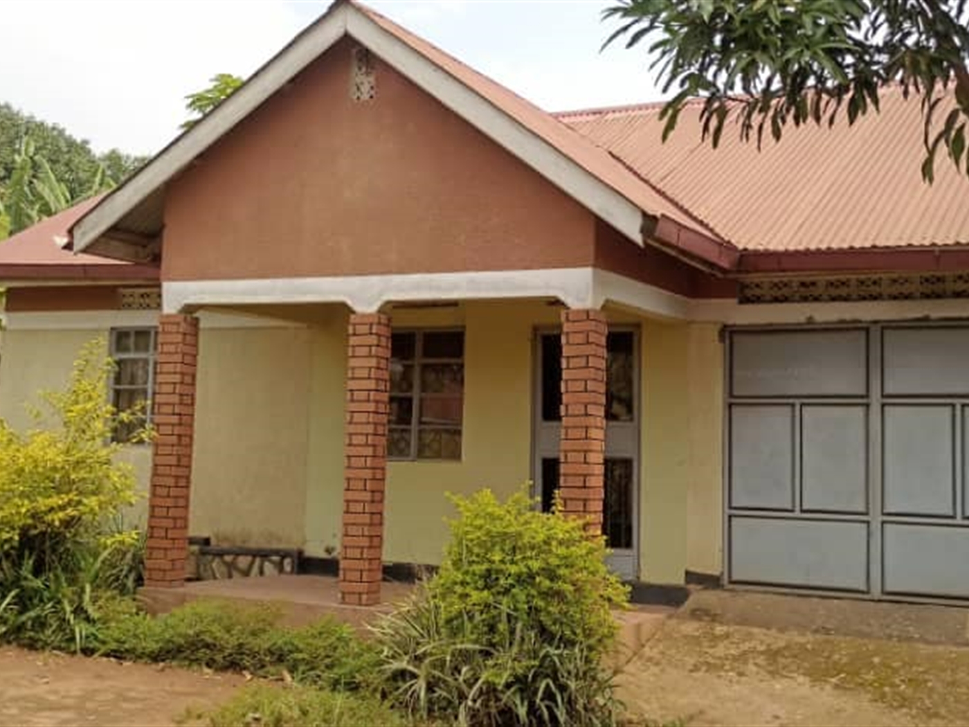 Bungalow for sale in Kyaliwajjala Wakiso