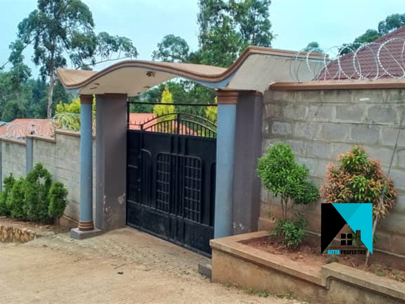 Bungalow for sale in Seeta Mukono