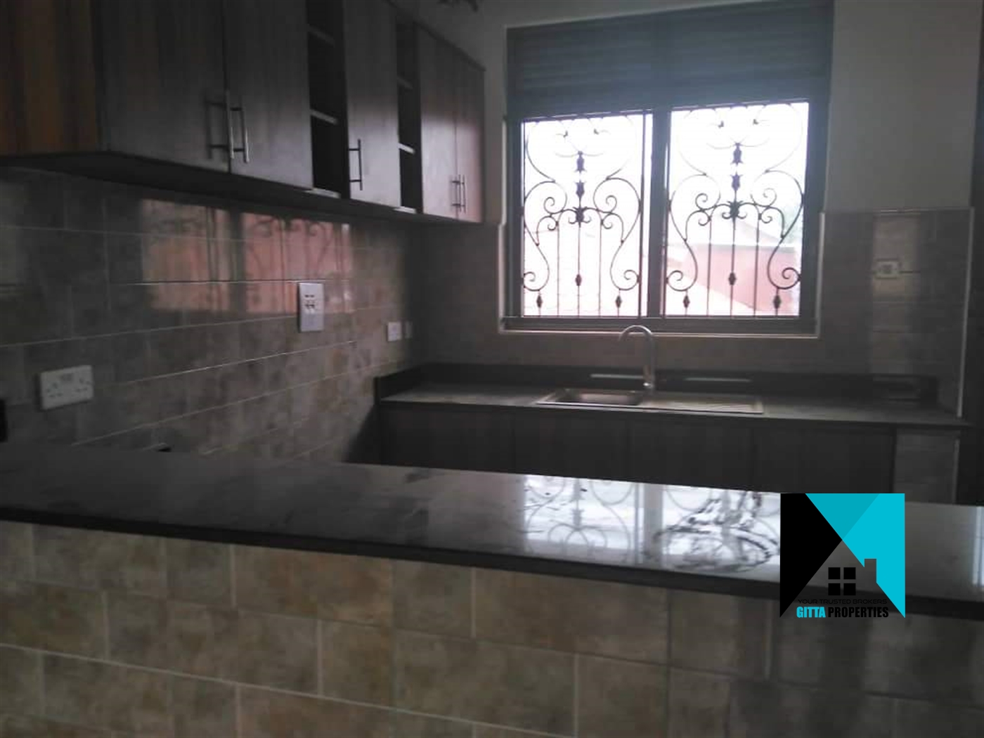 Duplex for rent in Najjera Wakiso