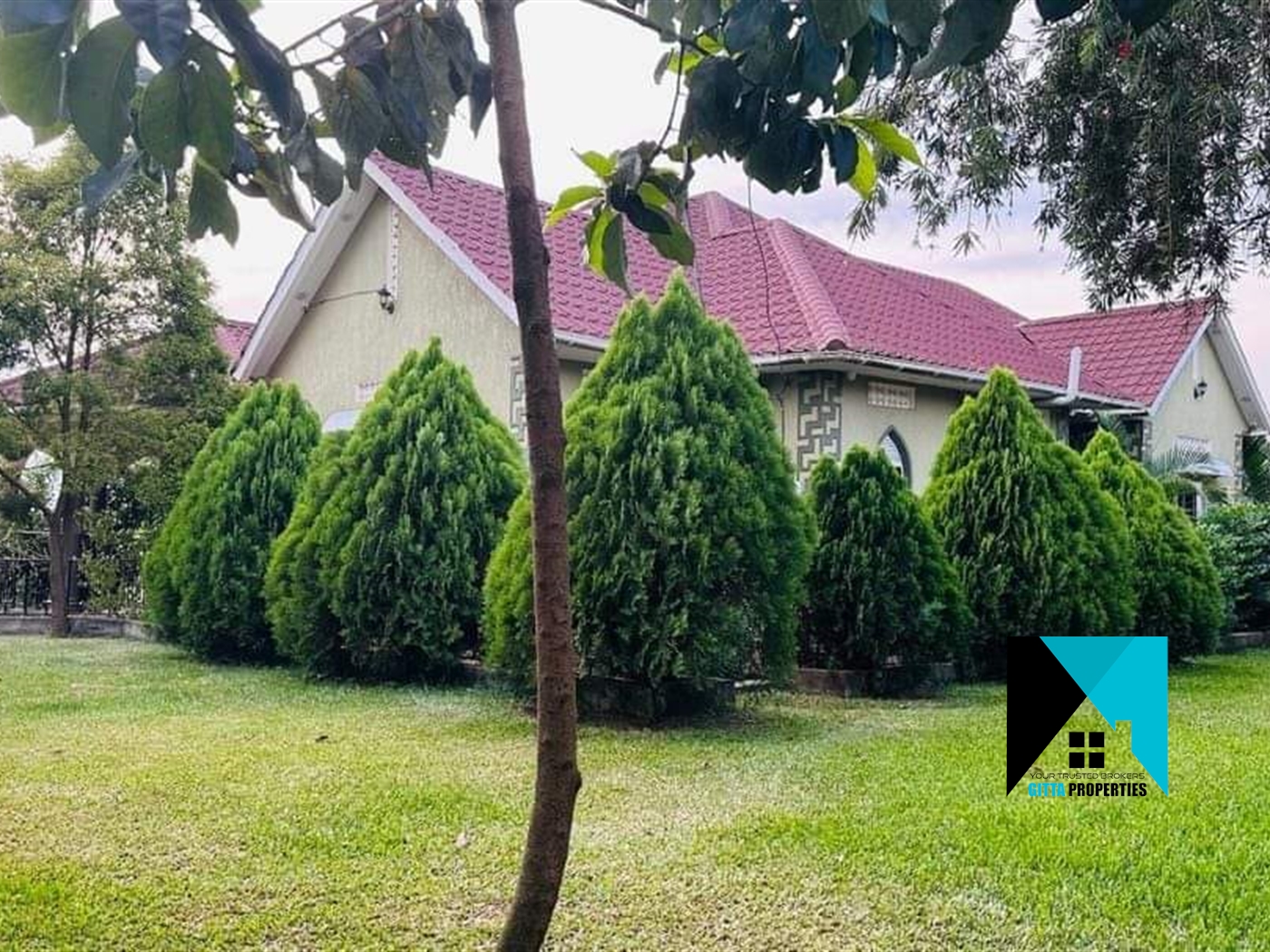 Bungalow for sale in Muukwan Mukono