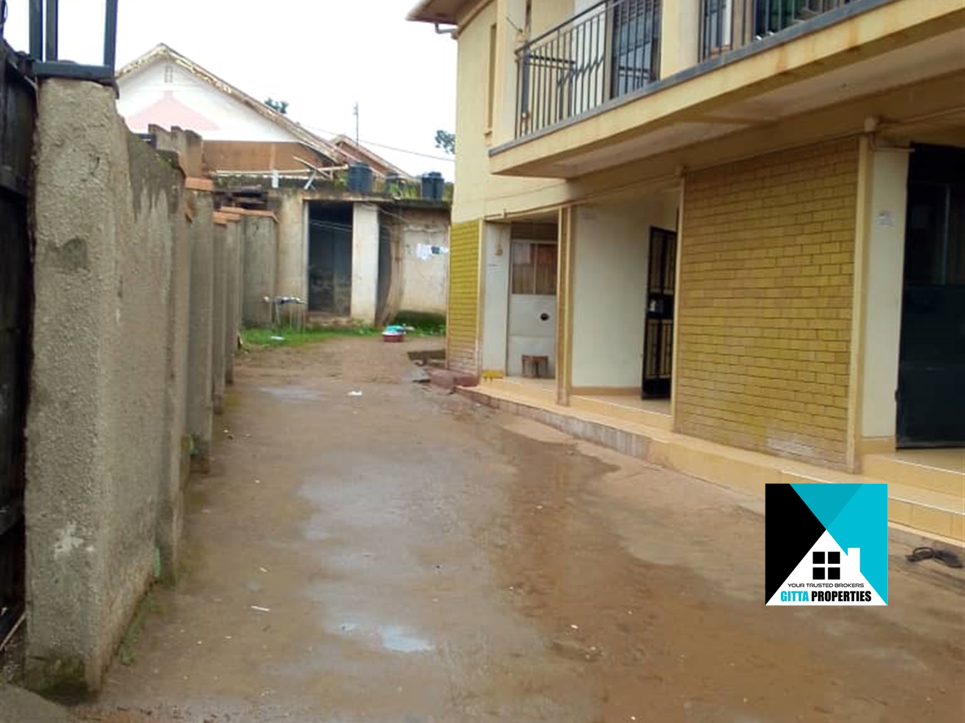 Apartment block for sale in Bweyogerere Wakiso