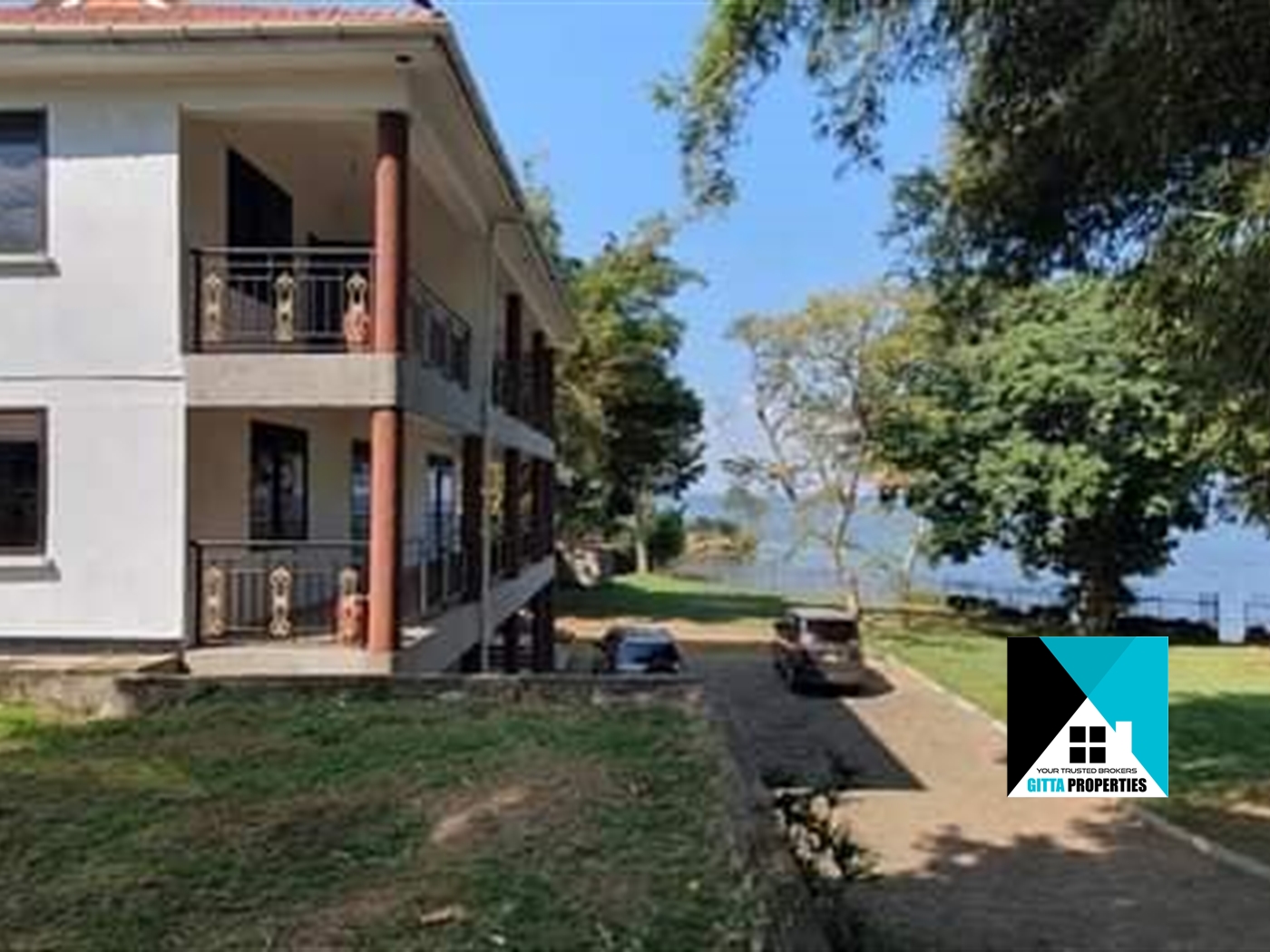 Storeyed house for sale in Kawuku Wakiso