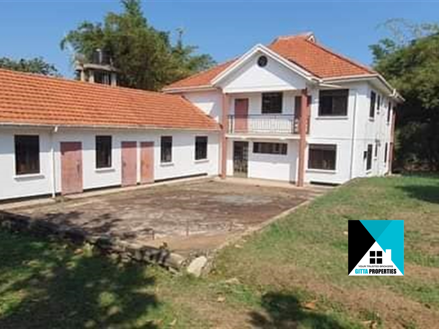 Storeyed house for sale in Kawuku Wakiso