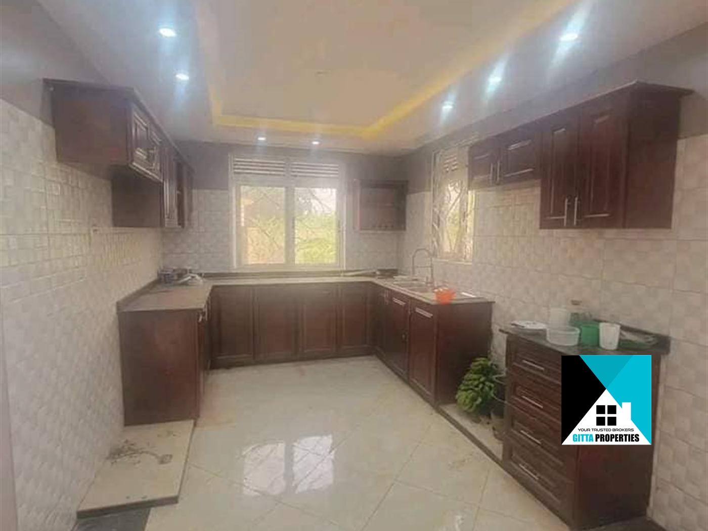 Mansion for sale in Bulindo Wakiso