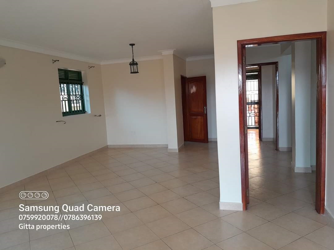 Bungalow for rent in Kira Wakiso