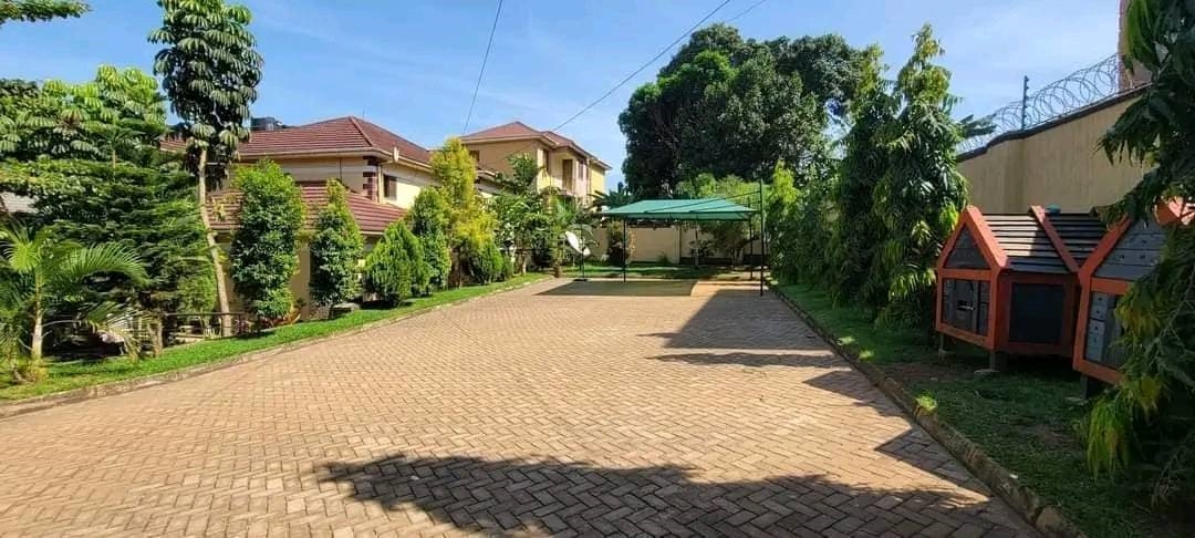 Storeyed house for sale in Najjera Wakiso