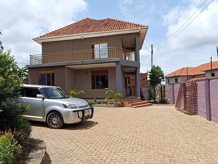 Storeyed house for sale in Kigo Wakiso