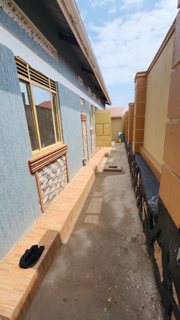 Bungalow for sale in Nansana Wakiso