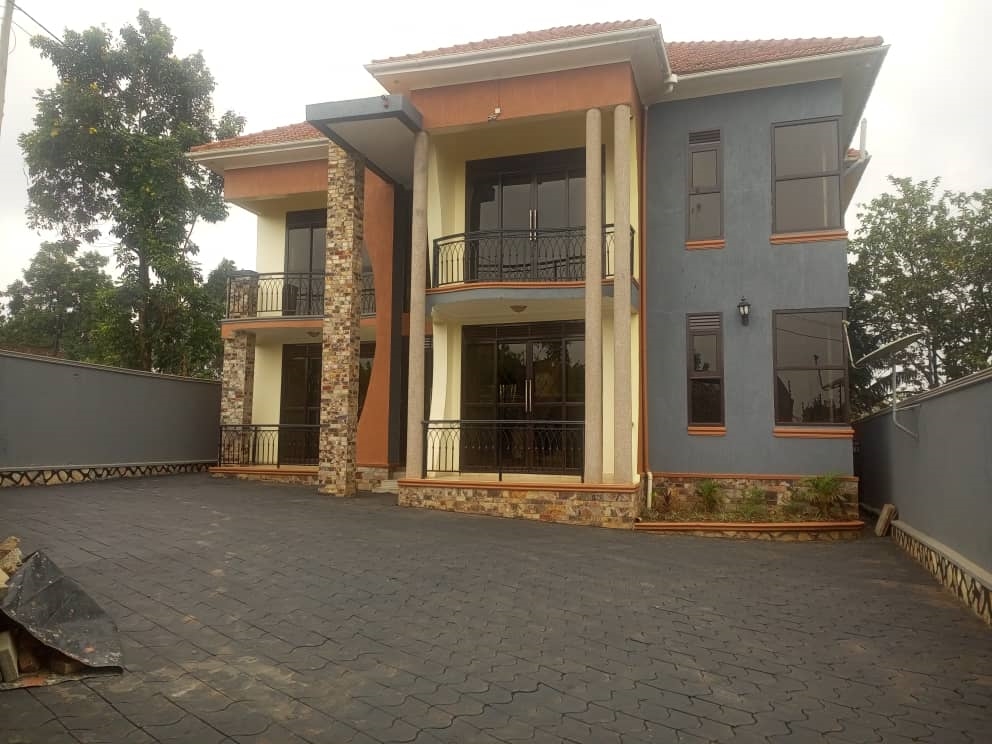 Storeyed house for sale in Kira Wakiso