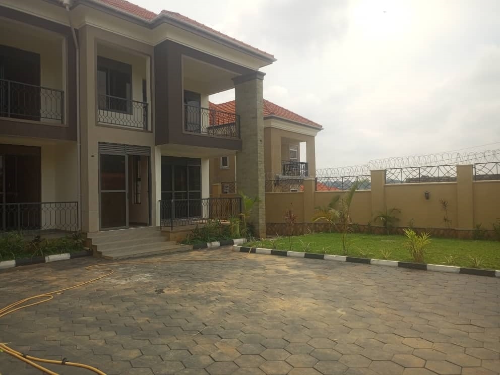 Storeyed house for sale in Kira Wakiso