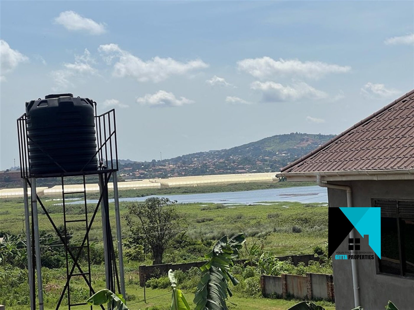 Storeyed house for sale in Bwelenga Wakiso