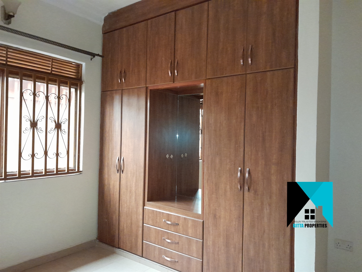 Semi Detached for rent in Kira Wakiso