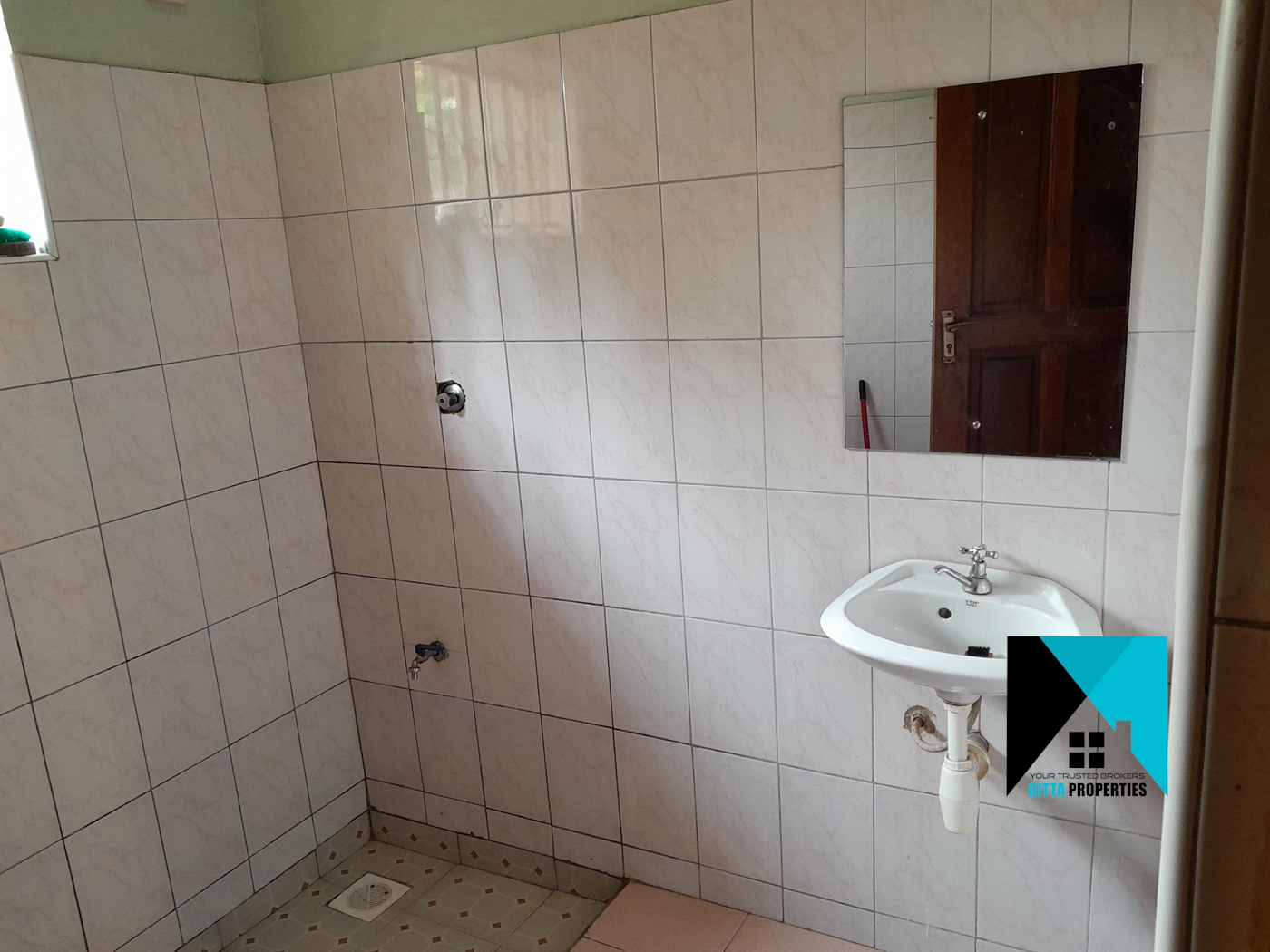 Semi Detached for rent in Namugongo Wakiso