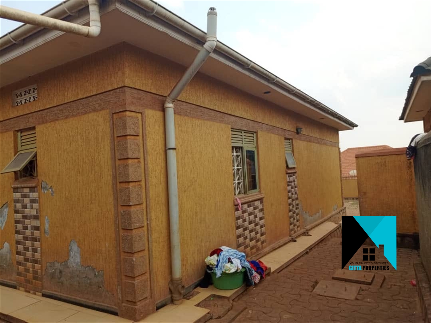 Bungalow for sale in Katabi Wakiso