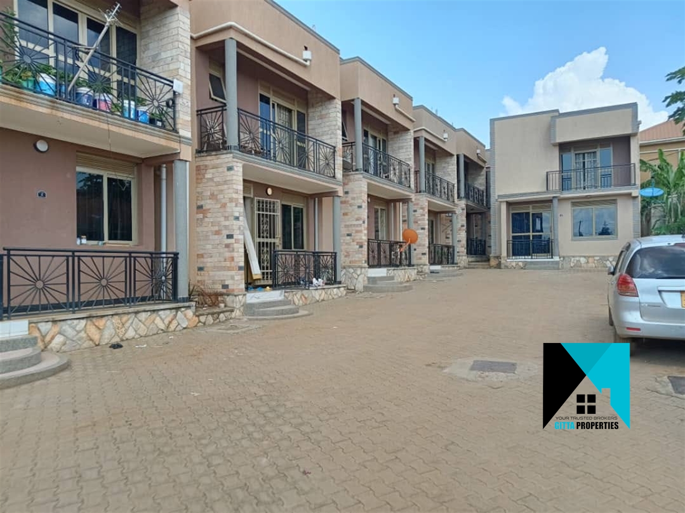 Duplex for sale in Butto Wakiso