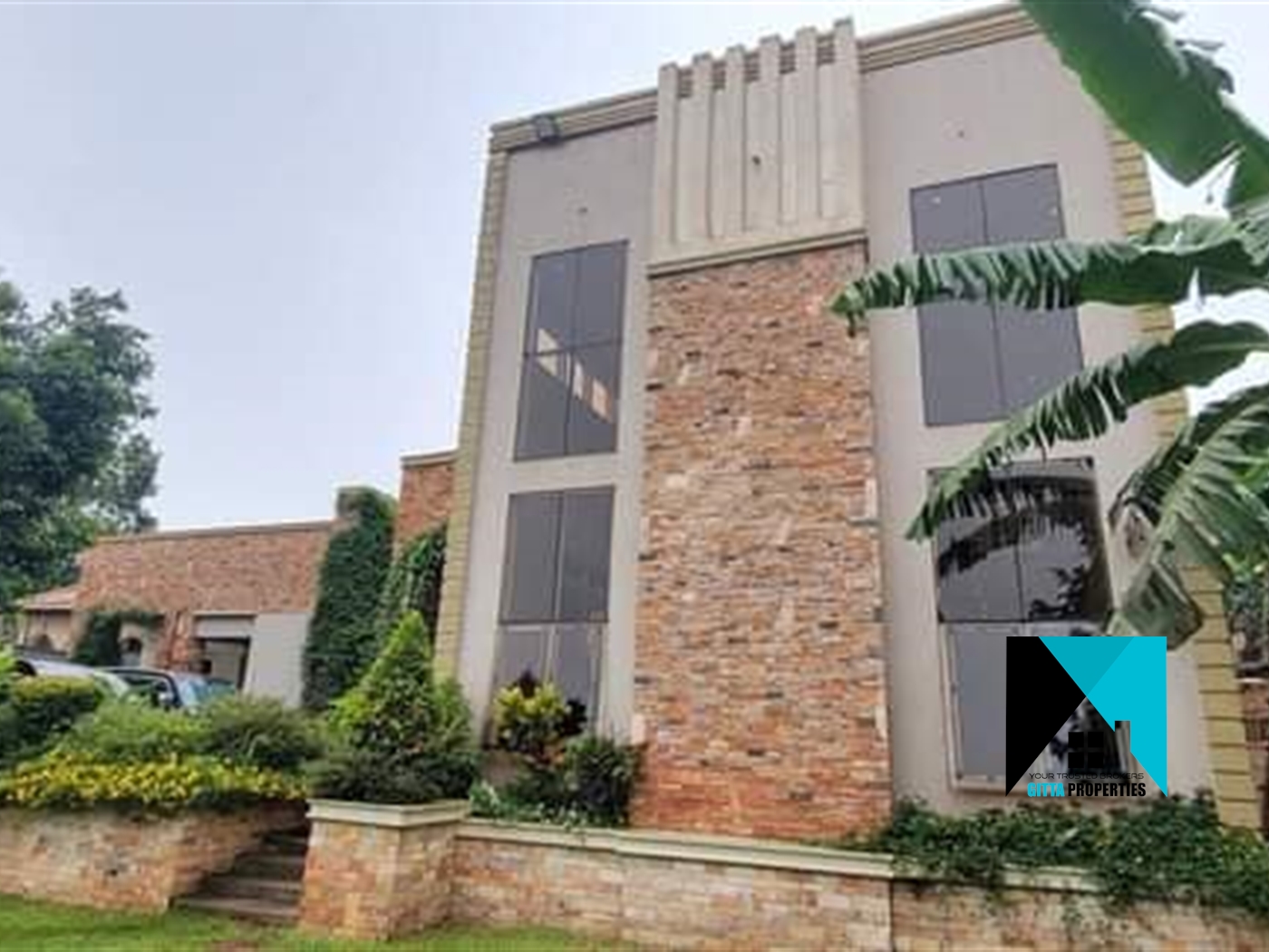 Storeyed house for sale in Kisaasi Kampala