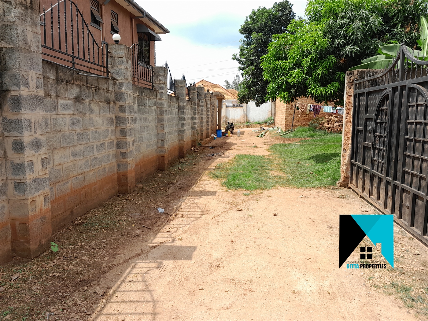 Apartment block for sale in Buwaate Wakiso