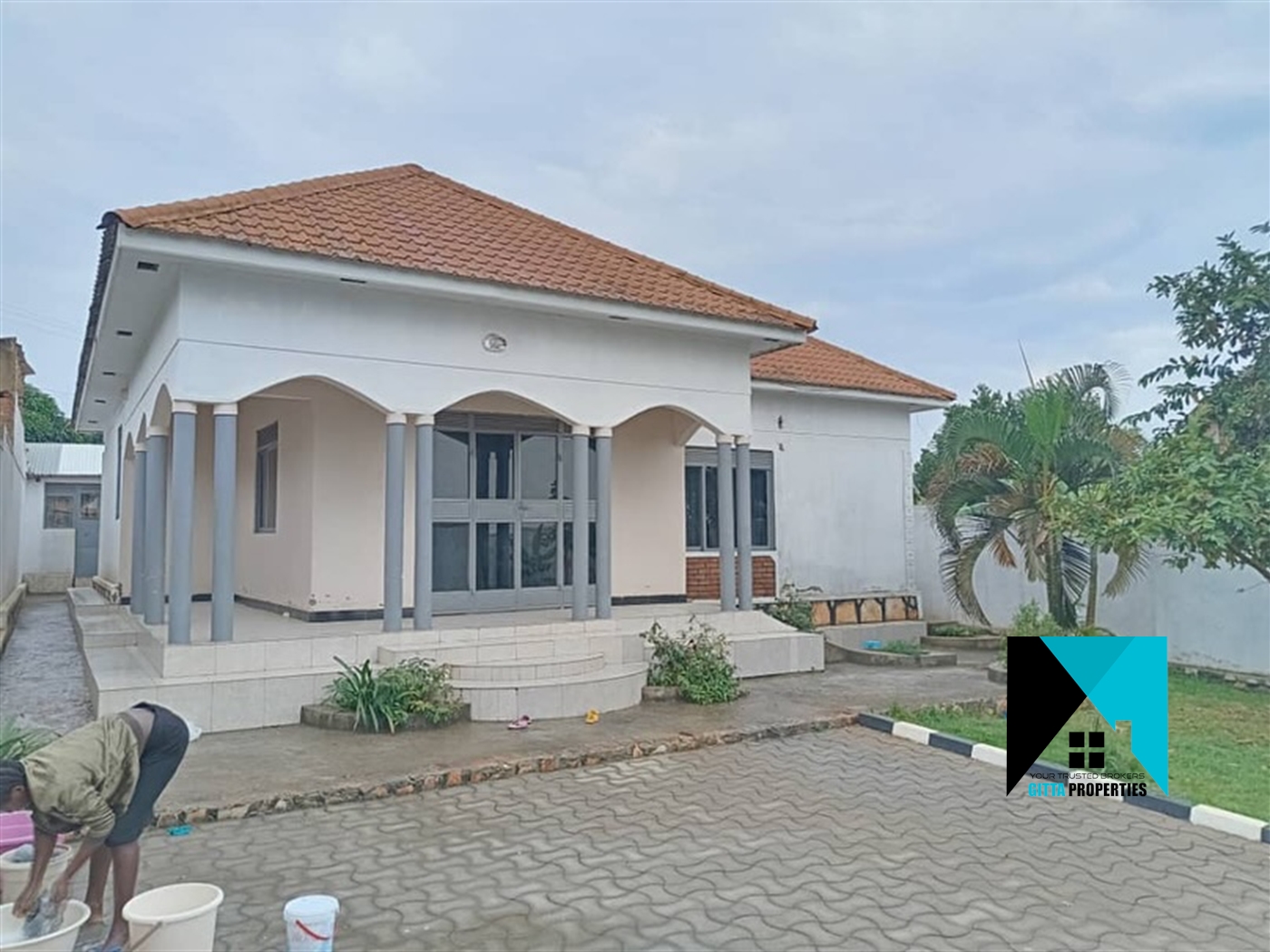 Bungalow for sale in Kubbiri Mukono